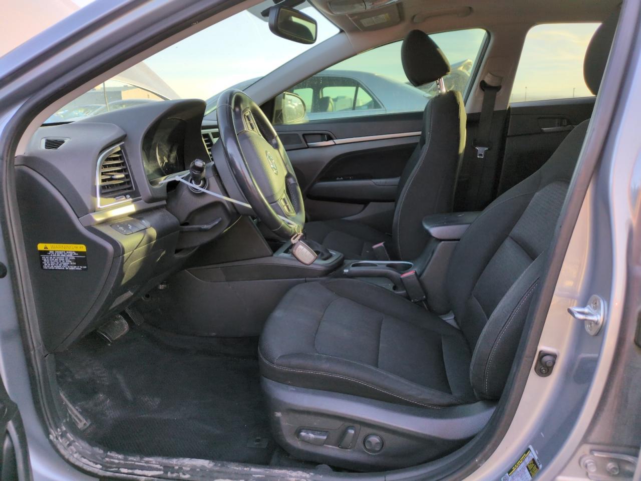 2017 HYUNDAI ELANTRA SE - Image 7