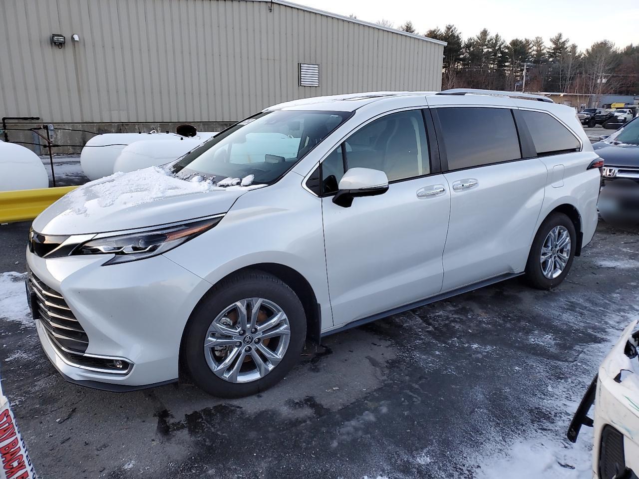 2023 TOYOTA SIENNA LIM