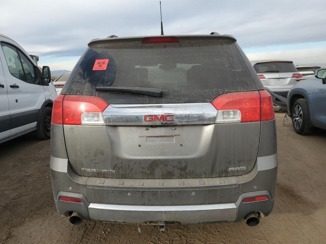 2012 GMC TERRAIN SL - Image 6