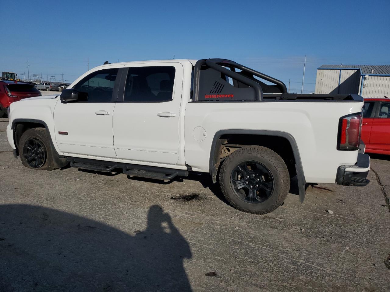 2018 GMC SIERRA K15 - Фото 2