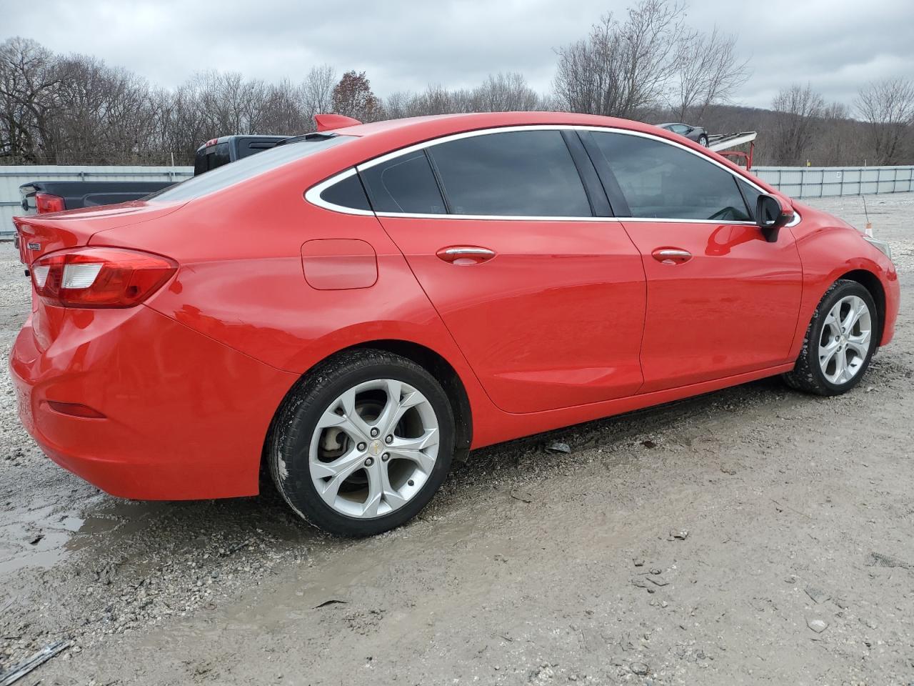 2016 CHEVROLET CRUZE PREM - Image 3