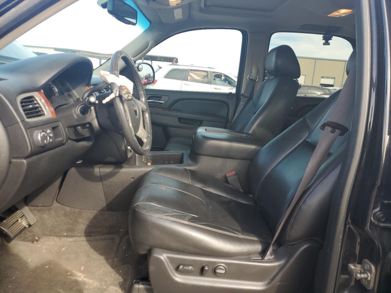 2012 GMC YUKON SLT - Фото 7