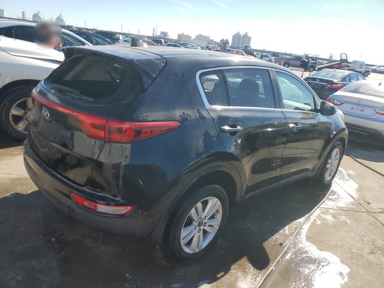 2017 KIA SPORTAGE L - Фото 3