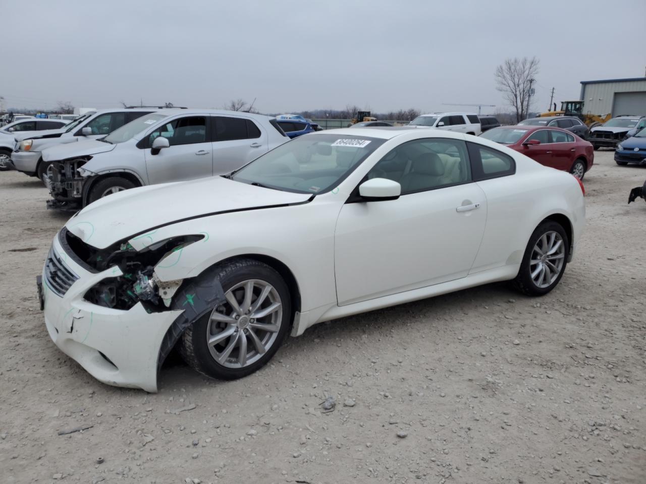2011 INFINITI G37