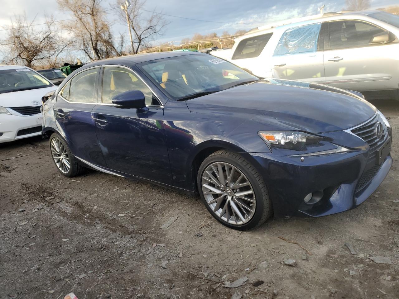 2014 LEXUS IS 250 - Image 4