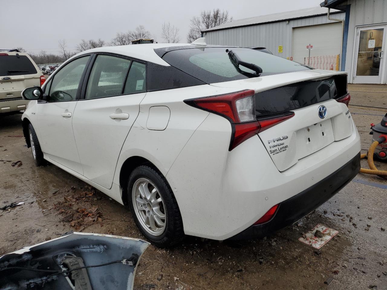 2019 TOYOTA PRIUS - Image 2