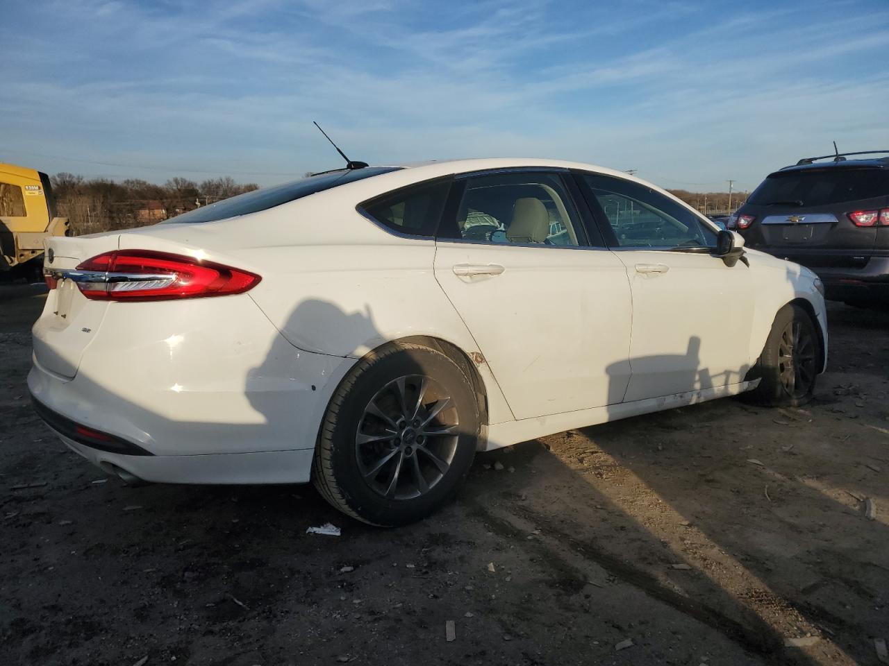 2017 FORD FUSION SE - Фото 3