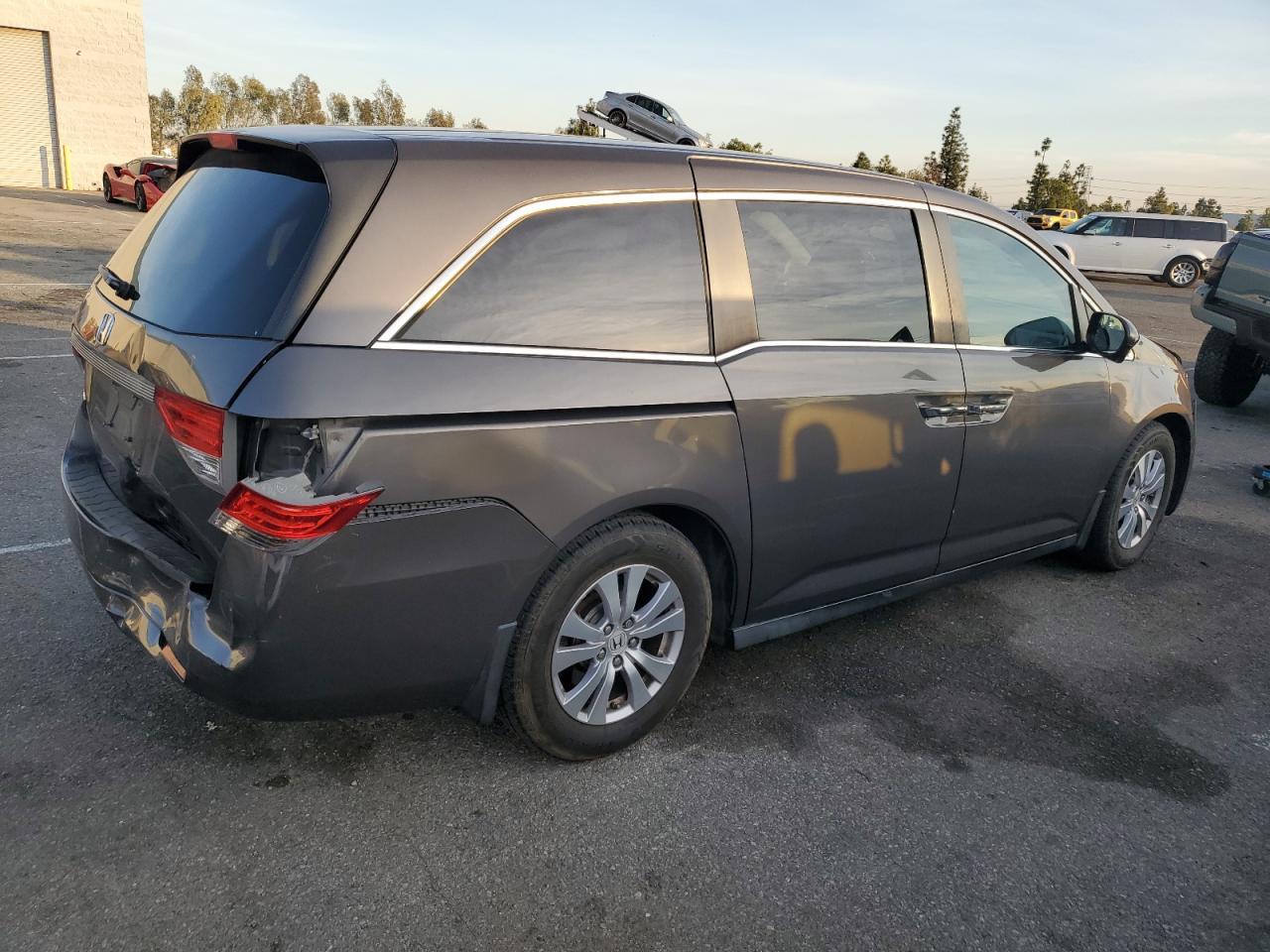 2016 HONDA ODYSSEY EX - Фото 3