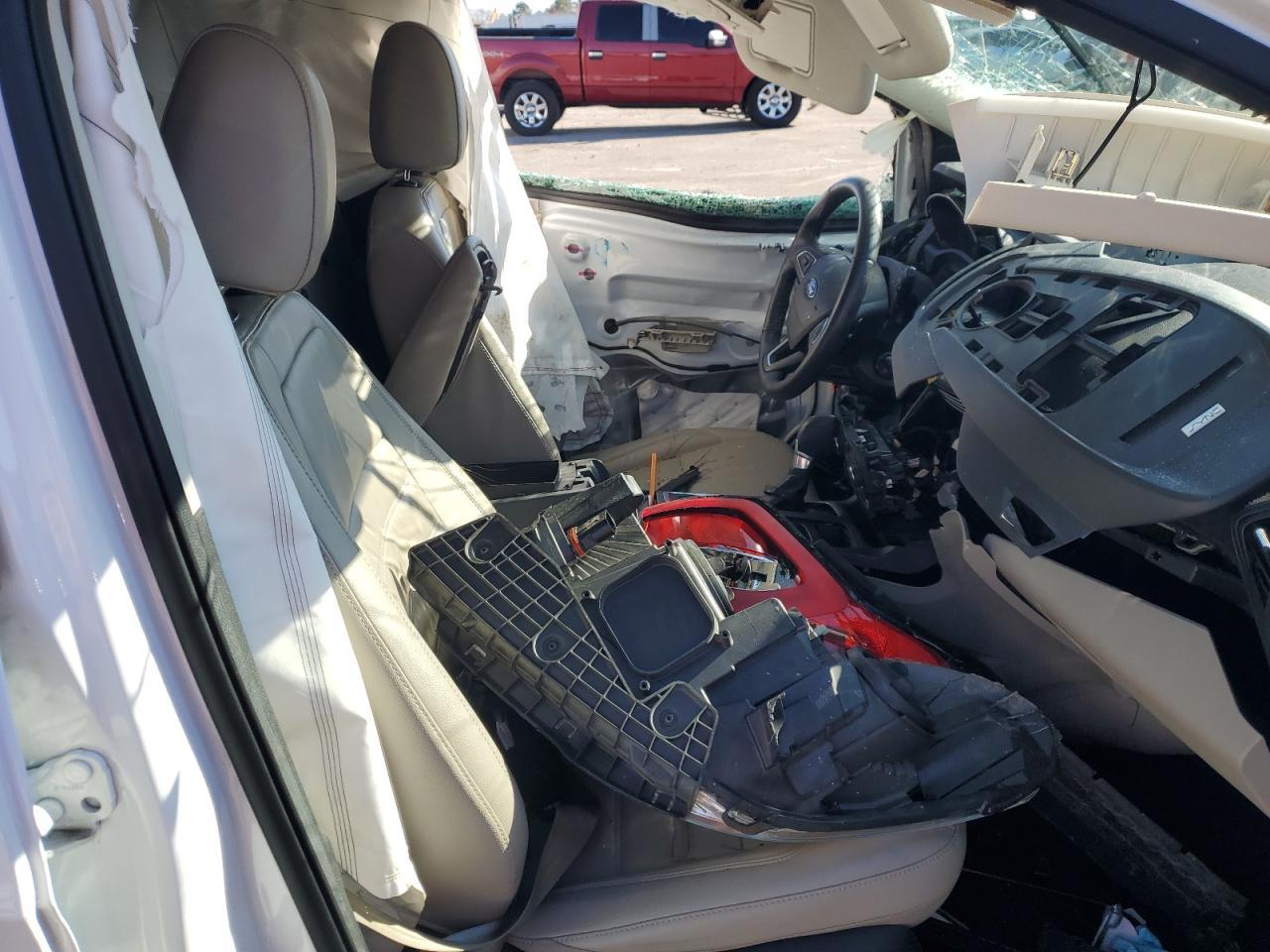 2017 FORD ESCAPE SE - Фото 7