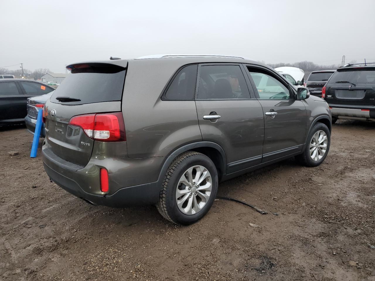 2015 KIA SORENTO EX - Image 3