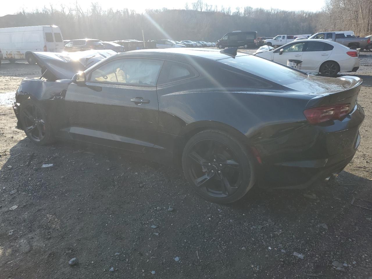 2022 CHEVROLET CAMARO LT1 - Фото 2