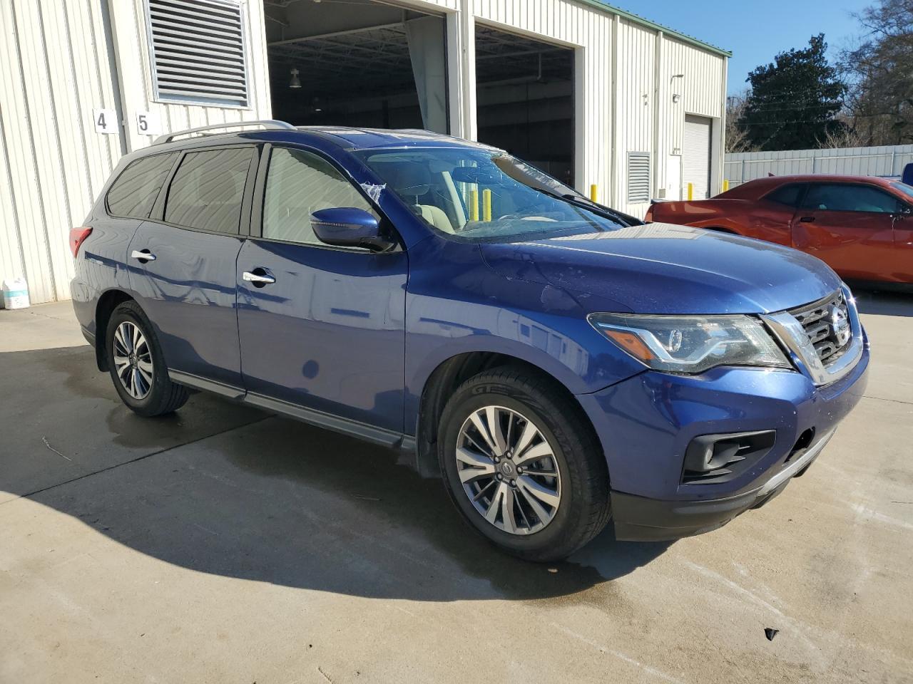 2019 NISSAN PATHFINDER - Фото 4