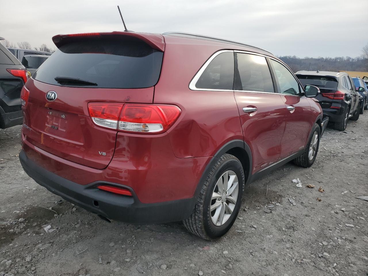 2016 KIA SORENTO LX - Image 3