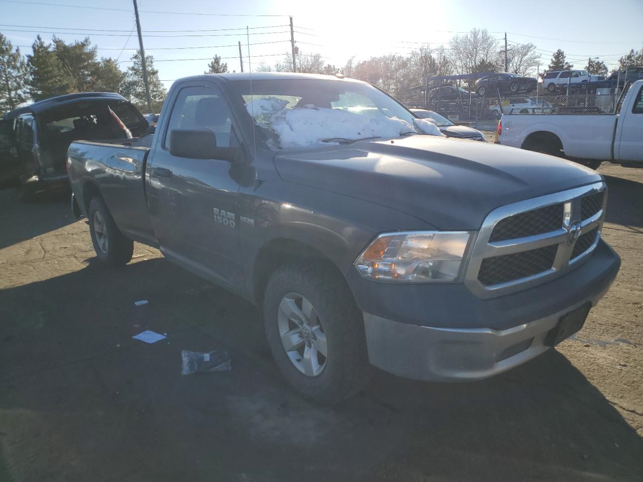 2014 RAM 1500 ST - Image 4