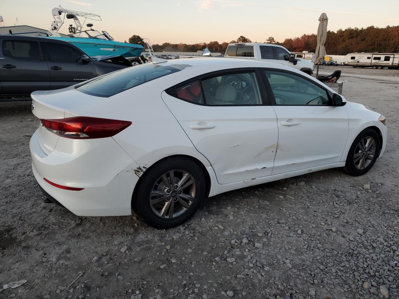 2017 HYUNDAI ELANTRA SE - Фото 3