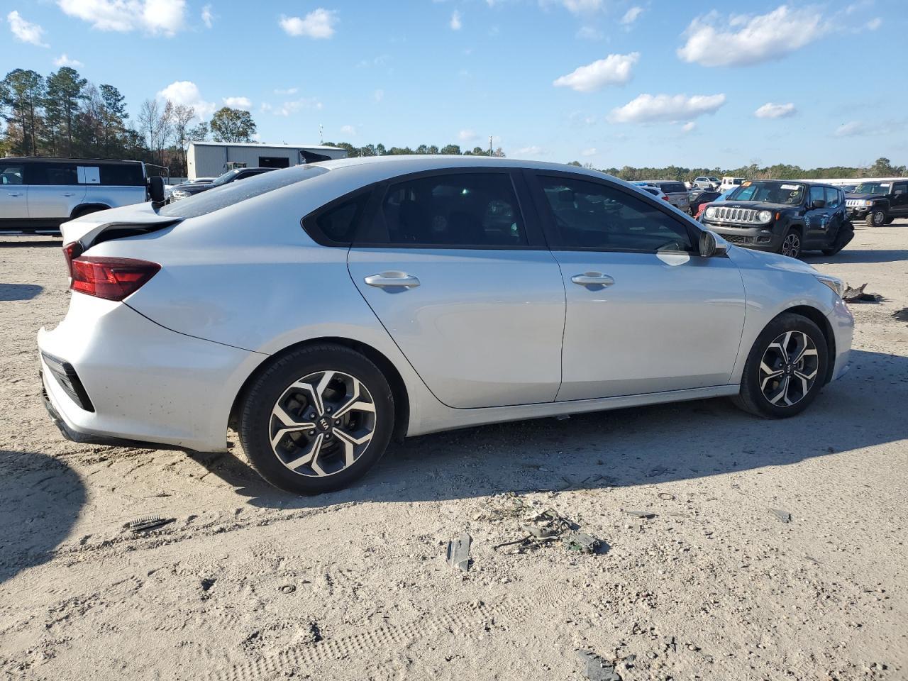 2021 KIA FORTE FE - Фото 3