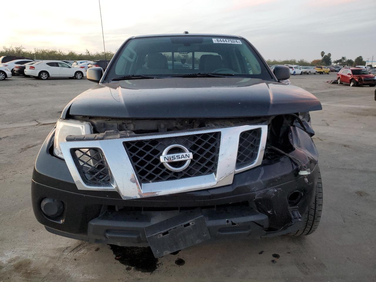 2017 NISSAN FRONTIER S - Фото 5