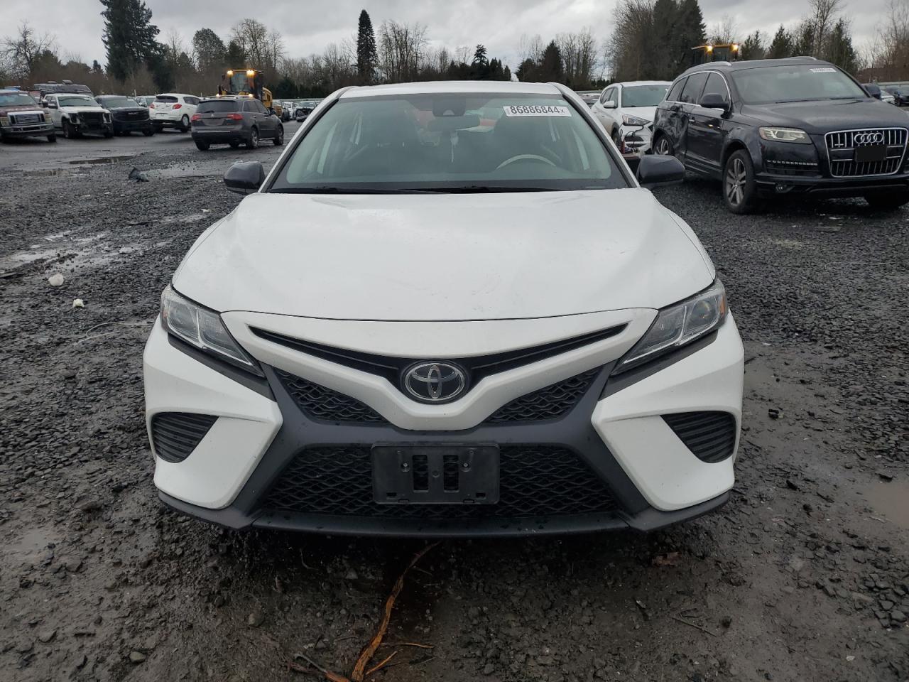 2020 TOYOTA CAMRY SE - Image 5