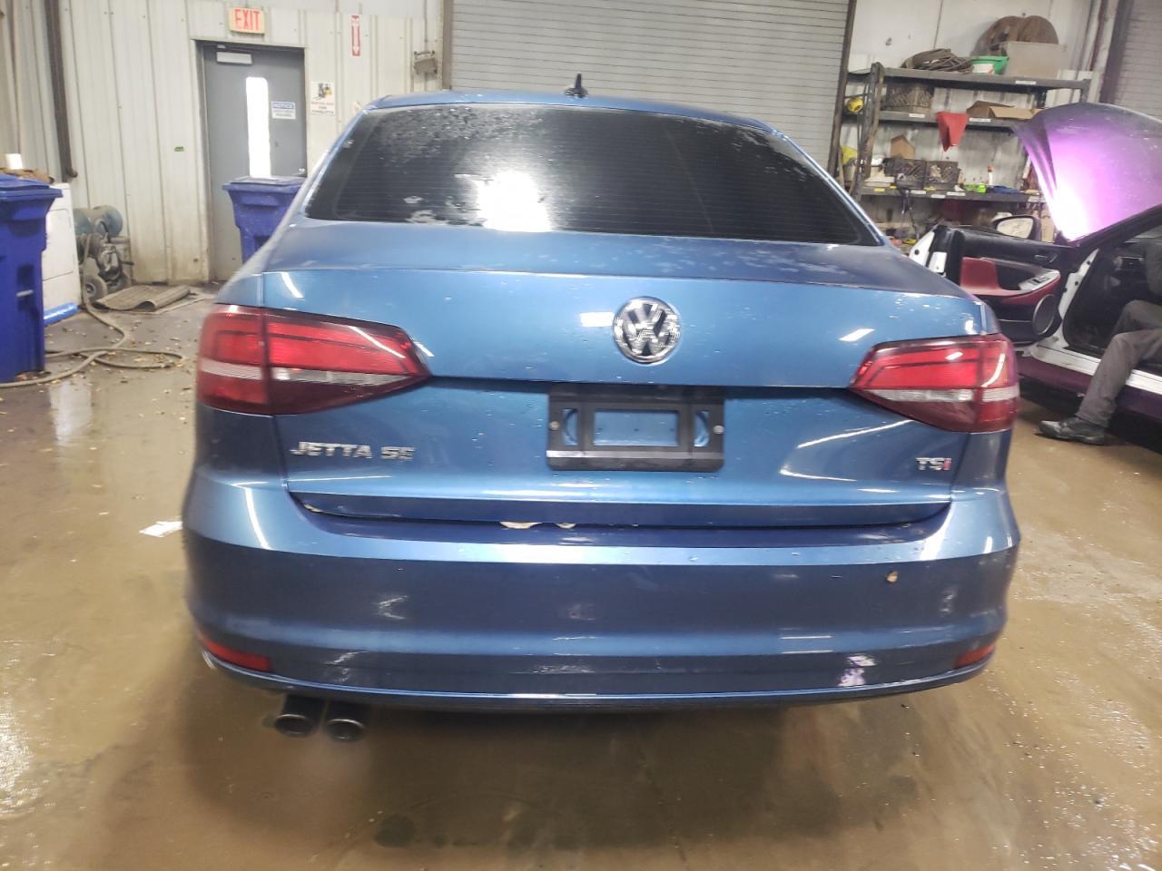 2017 VOLKSWAGEN JETTA SE - Image 6