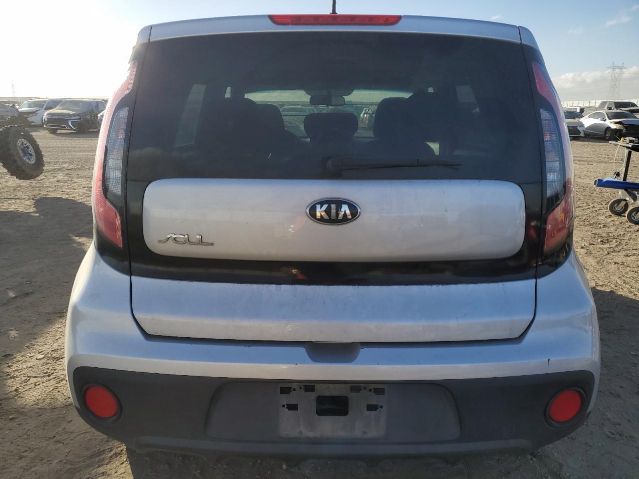 2017 KIA SOUL - Фото 6