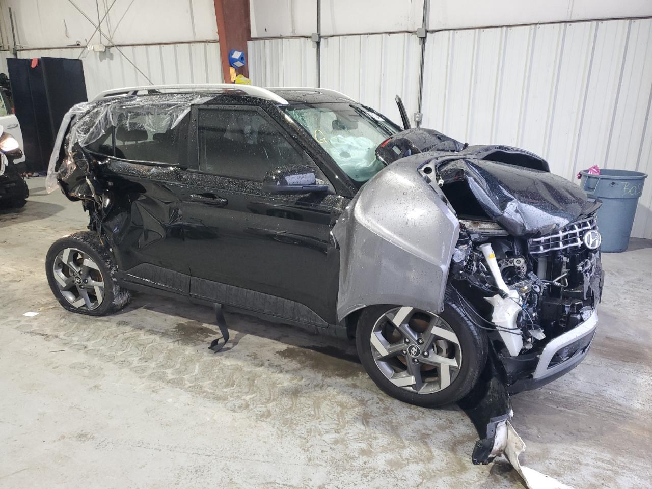 2021 HYUNDAI VENUE SEL - Фото 4