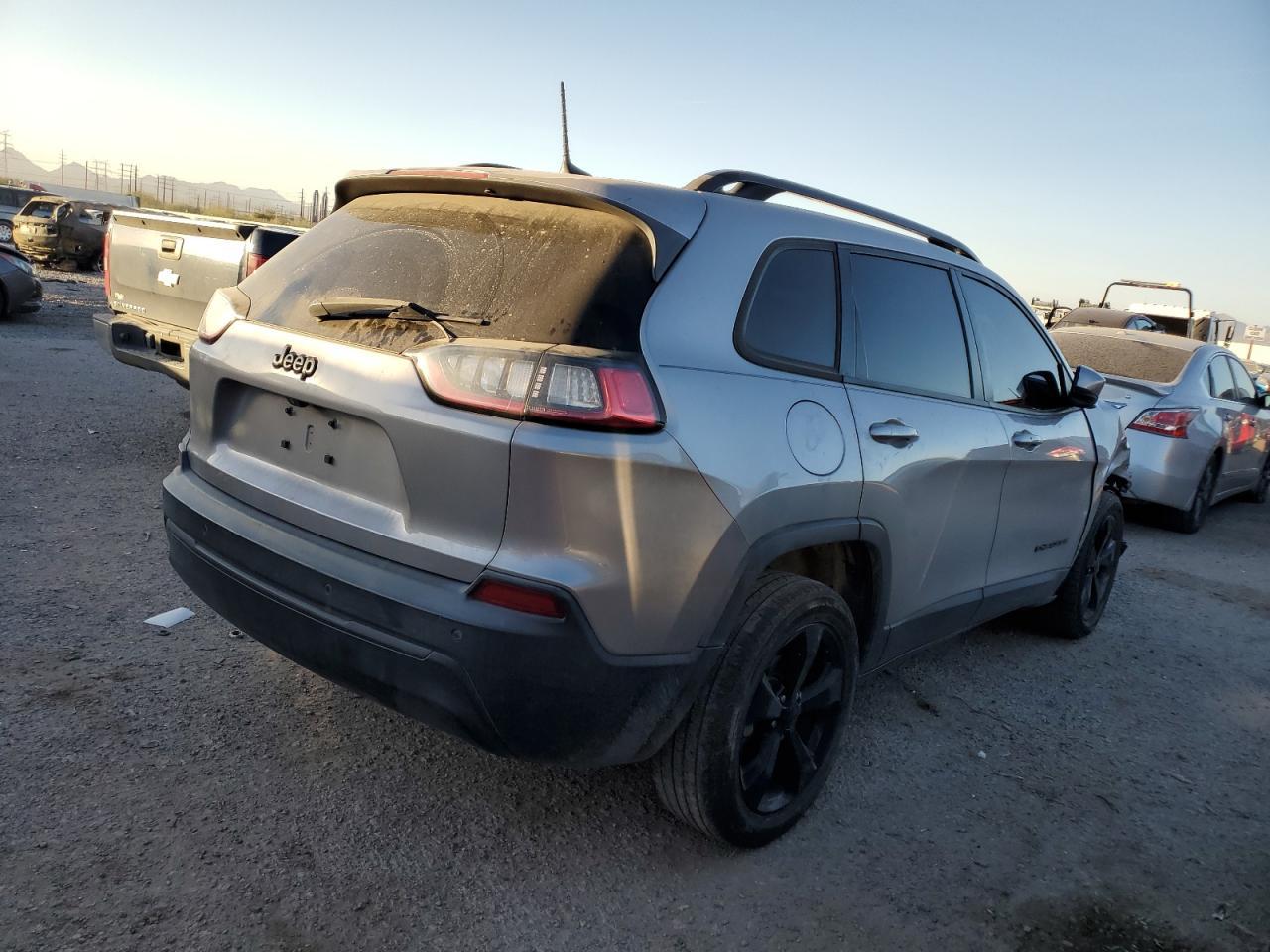2019 JEEP CHEROKEE L - Фото 3