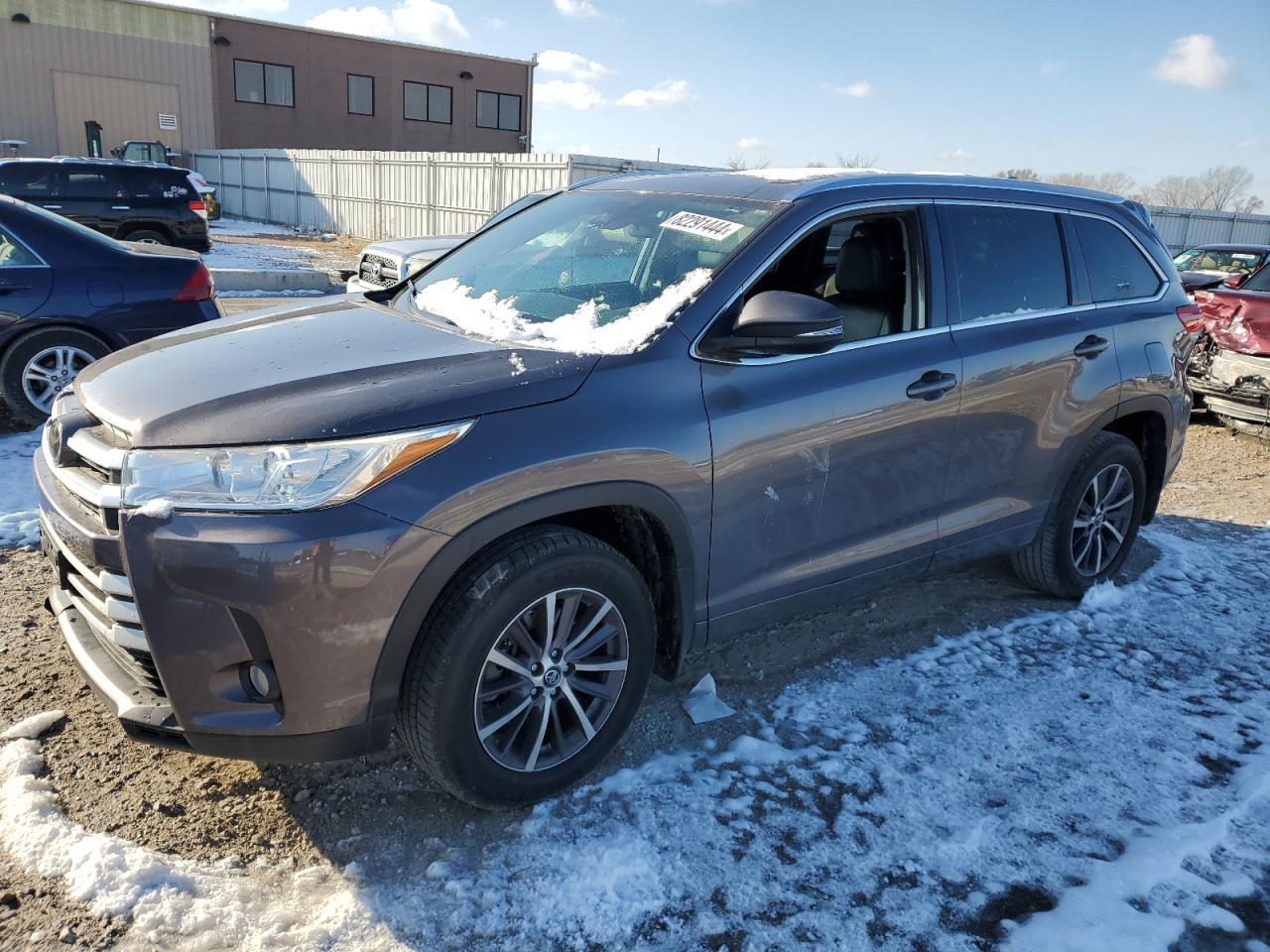 2018 TOYOTA HIGHLANDER