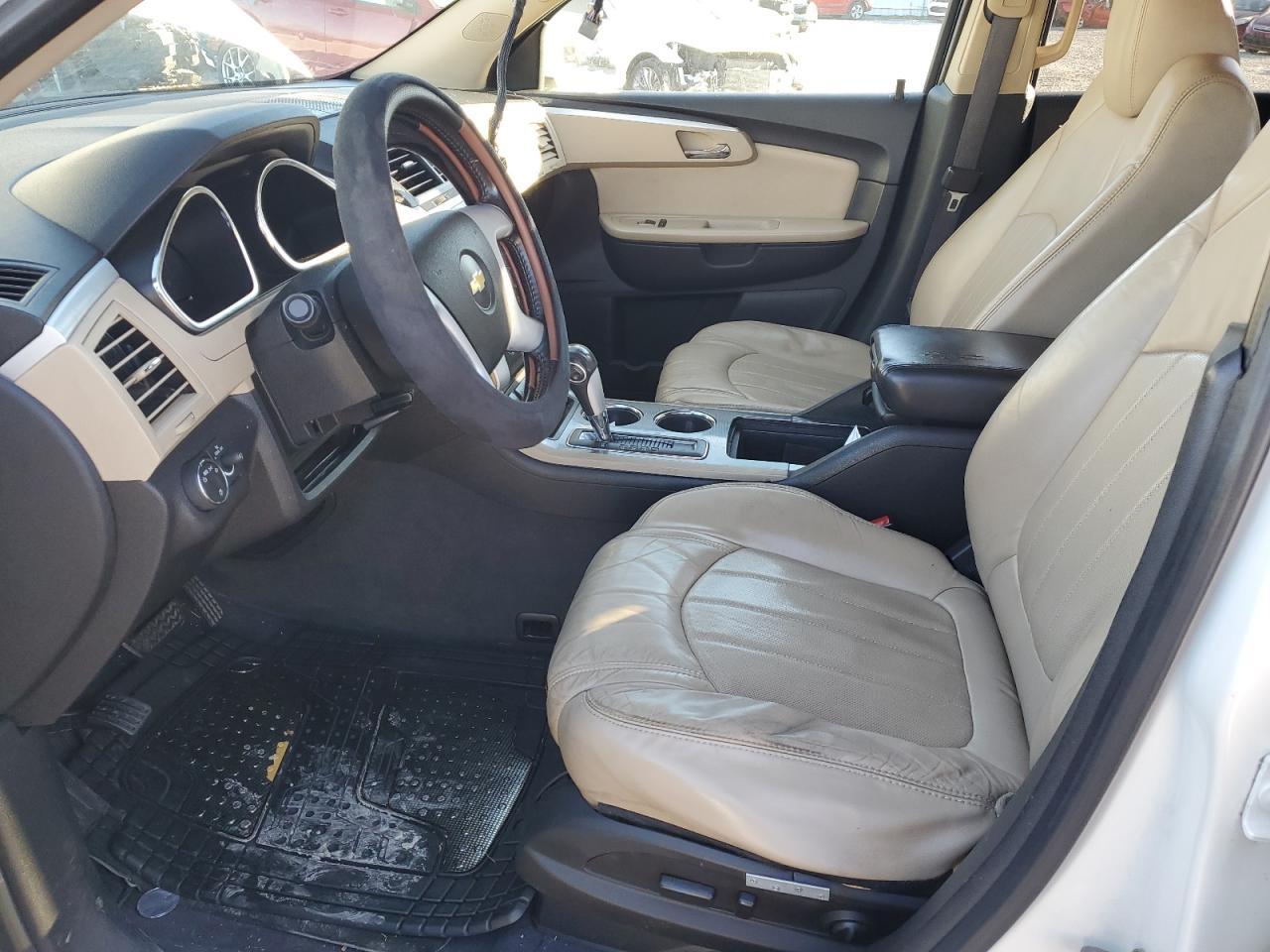 2012 CHEVROLET TRAVERSE L - Image 7