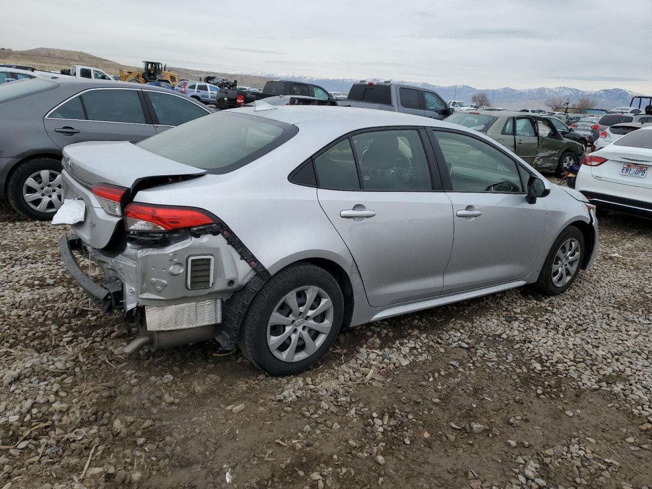 2021 TOYOTA COROLLA LE - Image 3