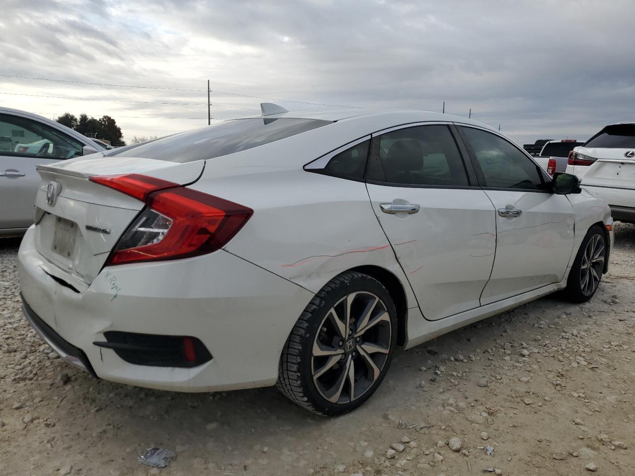 2019 HONDA CIVIC TOUR - Image 3