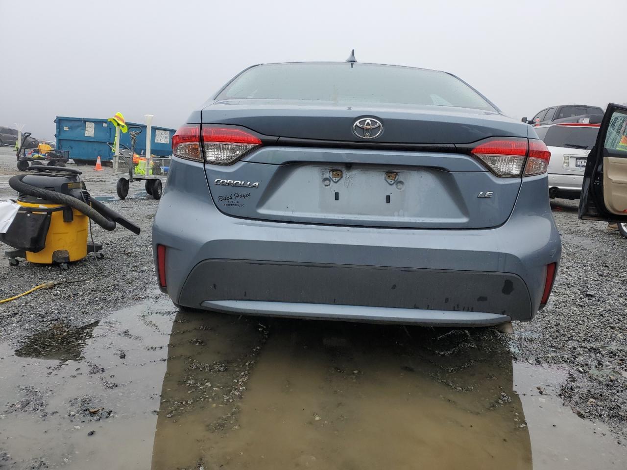 2021 TOYOTA COROLLA LE - Фото 6