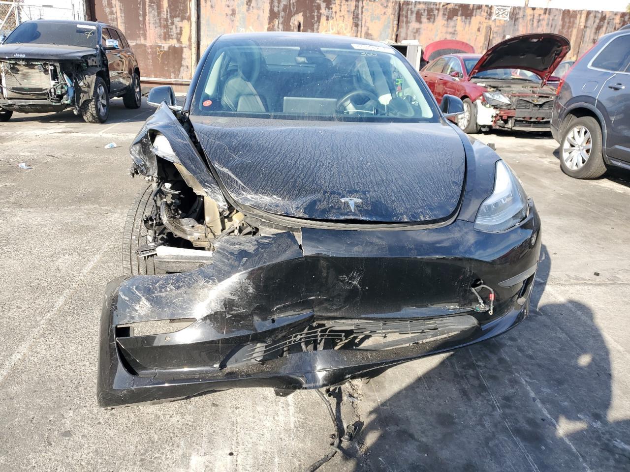 2019 TESLA MODEL 3 - Фото 5