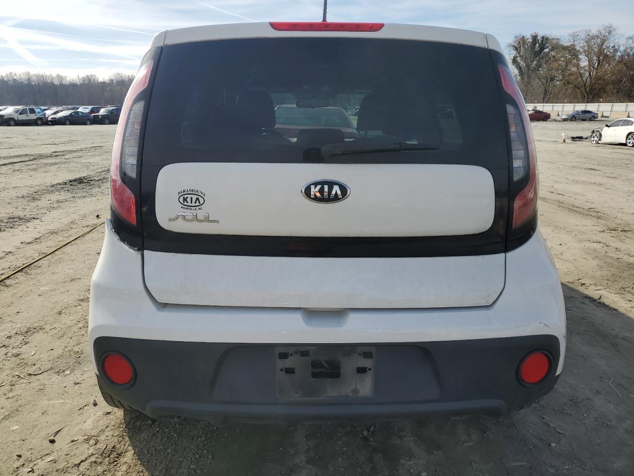 2017 KIA SOUL - Фото 6