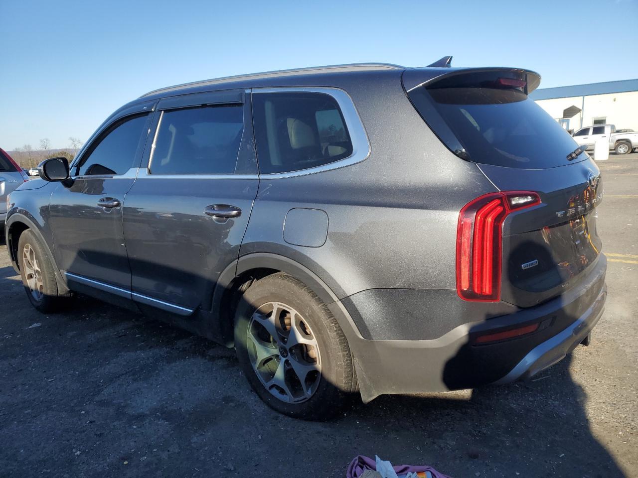 2020 KIA TELLURIDE - Image 2
