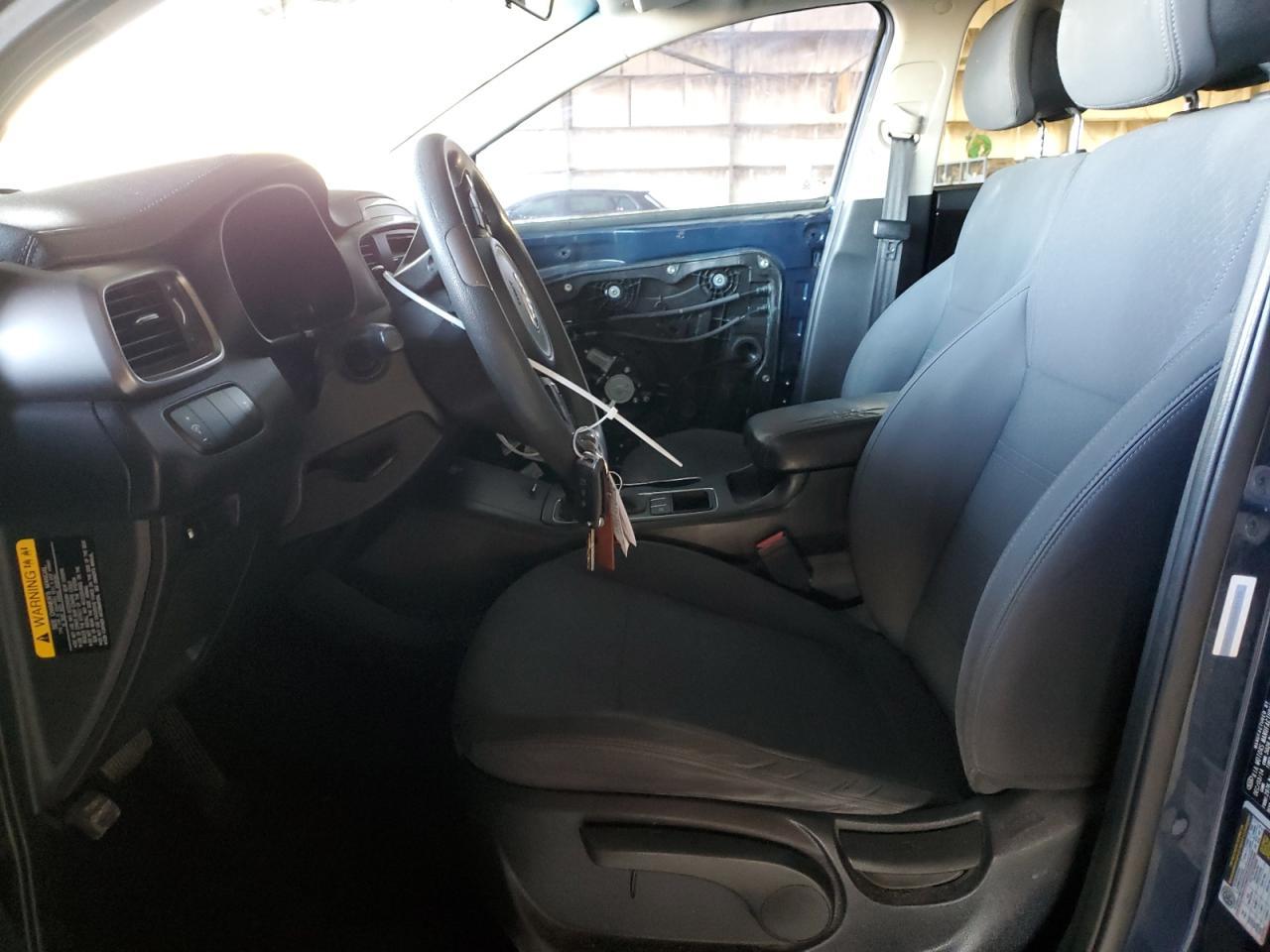 2016 KIA SORENTO LX - Image 7