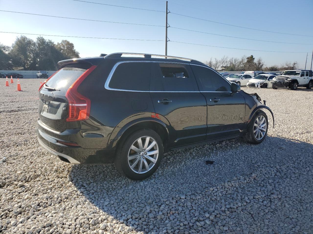 2016 VOLVO XC90 T6 - Фото 3