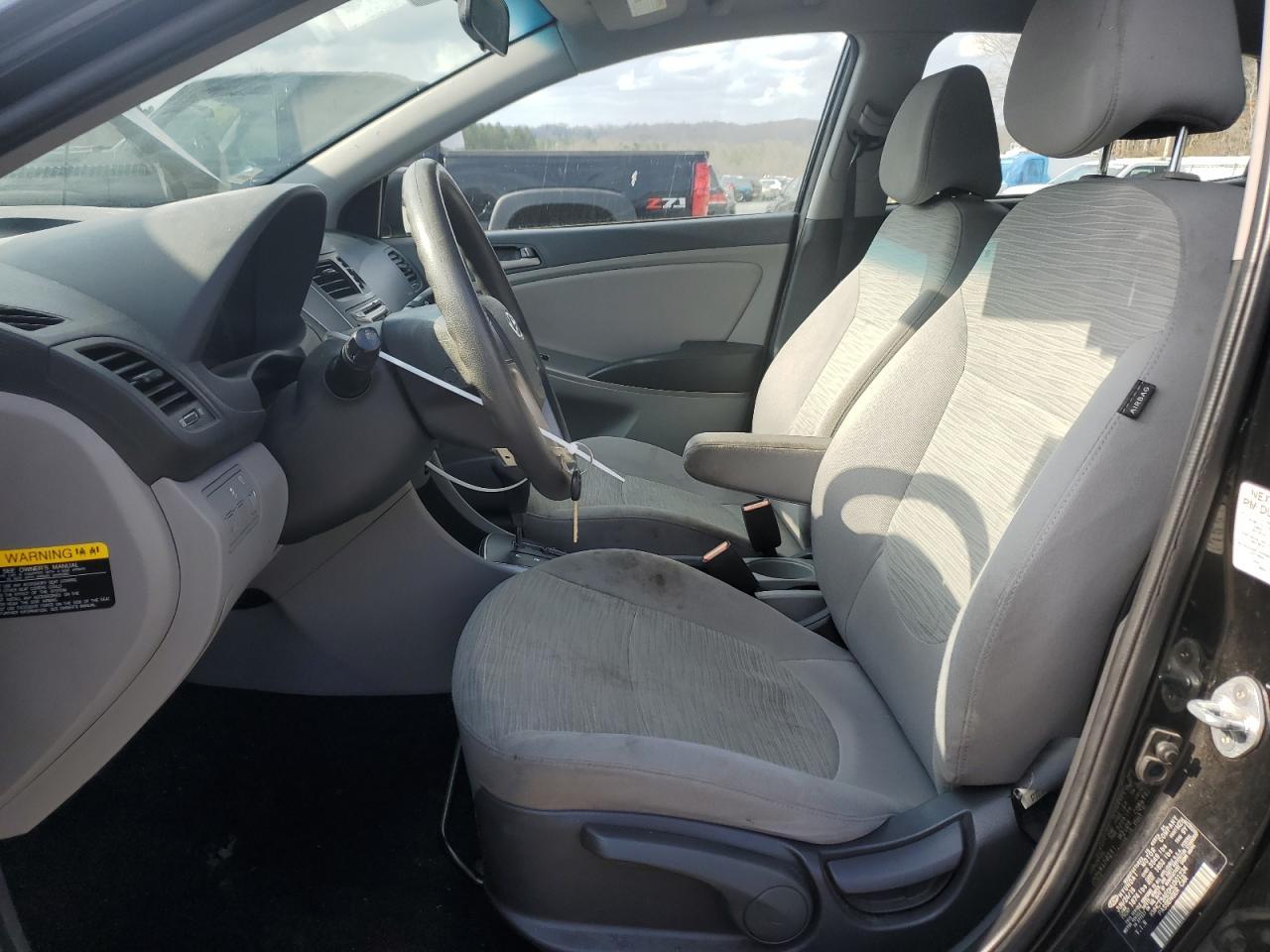 2017 HYUNDAI ACCENT SE - Image 7
