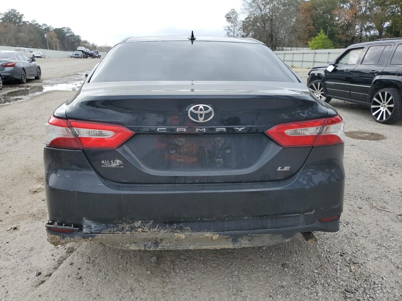 2020 TOYOTA CAMRY LE - Image 6