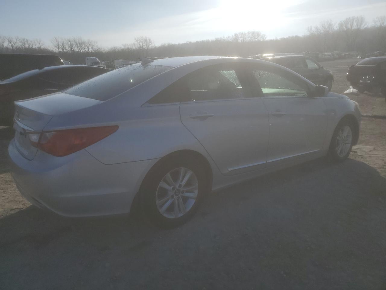 2013 HYUNDAI SONATA GLS - Фото 3