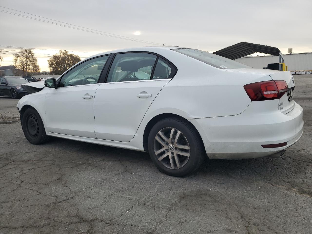 2017 VOLKSWAGEN JETTA S - Image 2