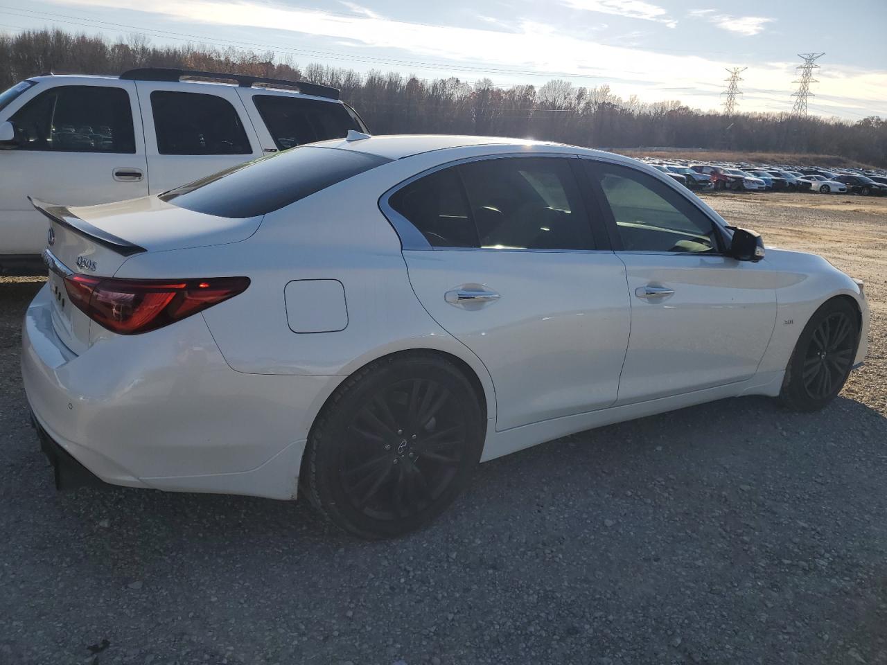 2019 INFINITI Q50 LUXE - Фото 3