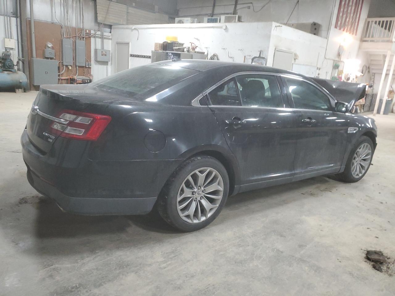 2013 FORD TAURUS LIM - Image 3