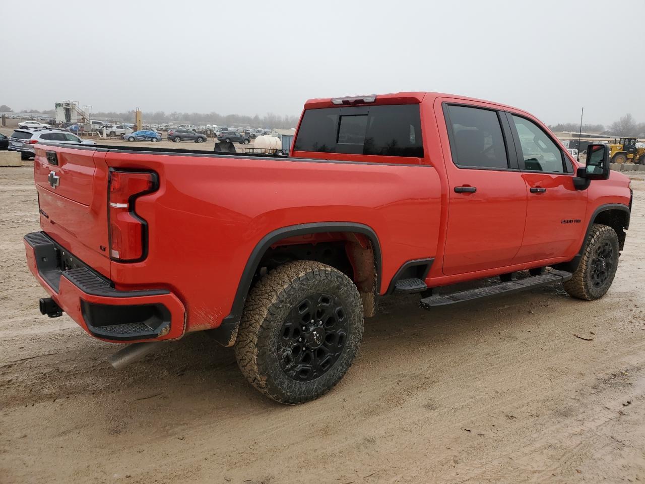 2024 CHEVROLET SILVERADO - Image 3