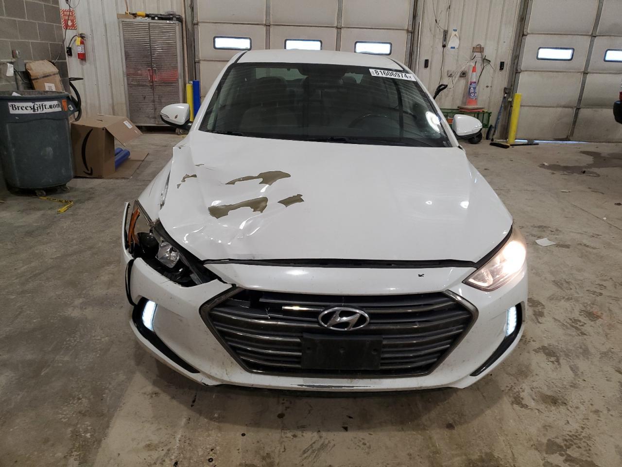 2017 HYUNDAI ELANTRA SE - Фото 5
