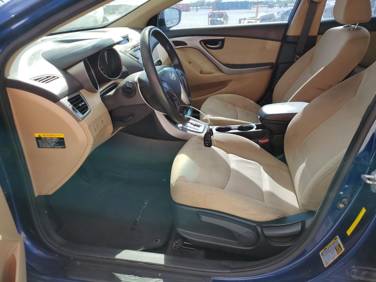 2013 HYUNDAI ELANTRA GL - Image 7