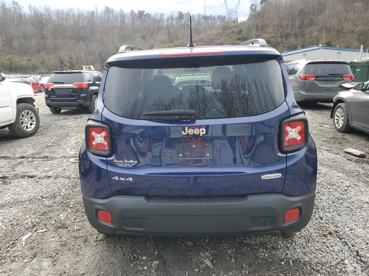 2016 JEEP RENEGADE L - Image 6