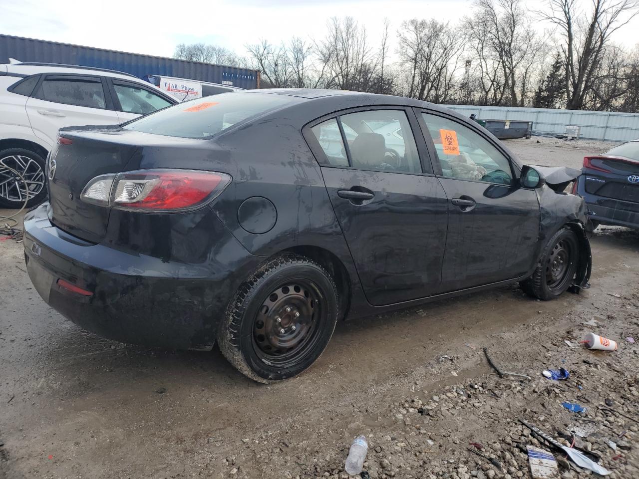 2013 MAZDA 3 I - Фото 3