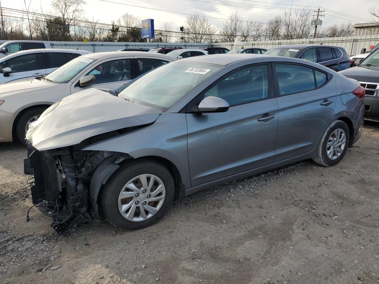 2018 HYUNDAI ELANTRA SE