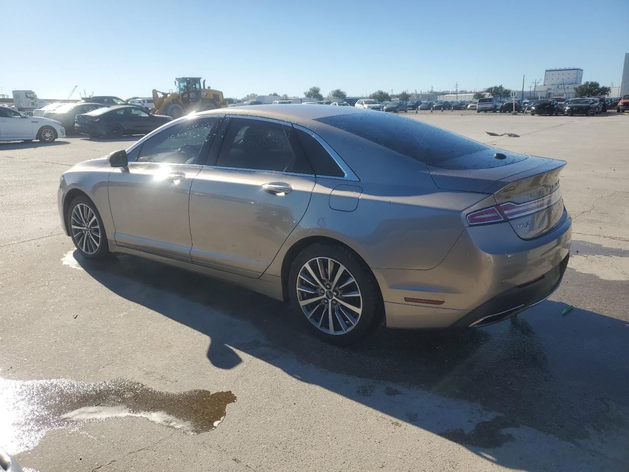 2019 LINCOLN MKZ RESERV - Image 2