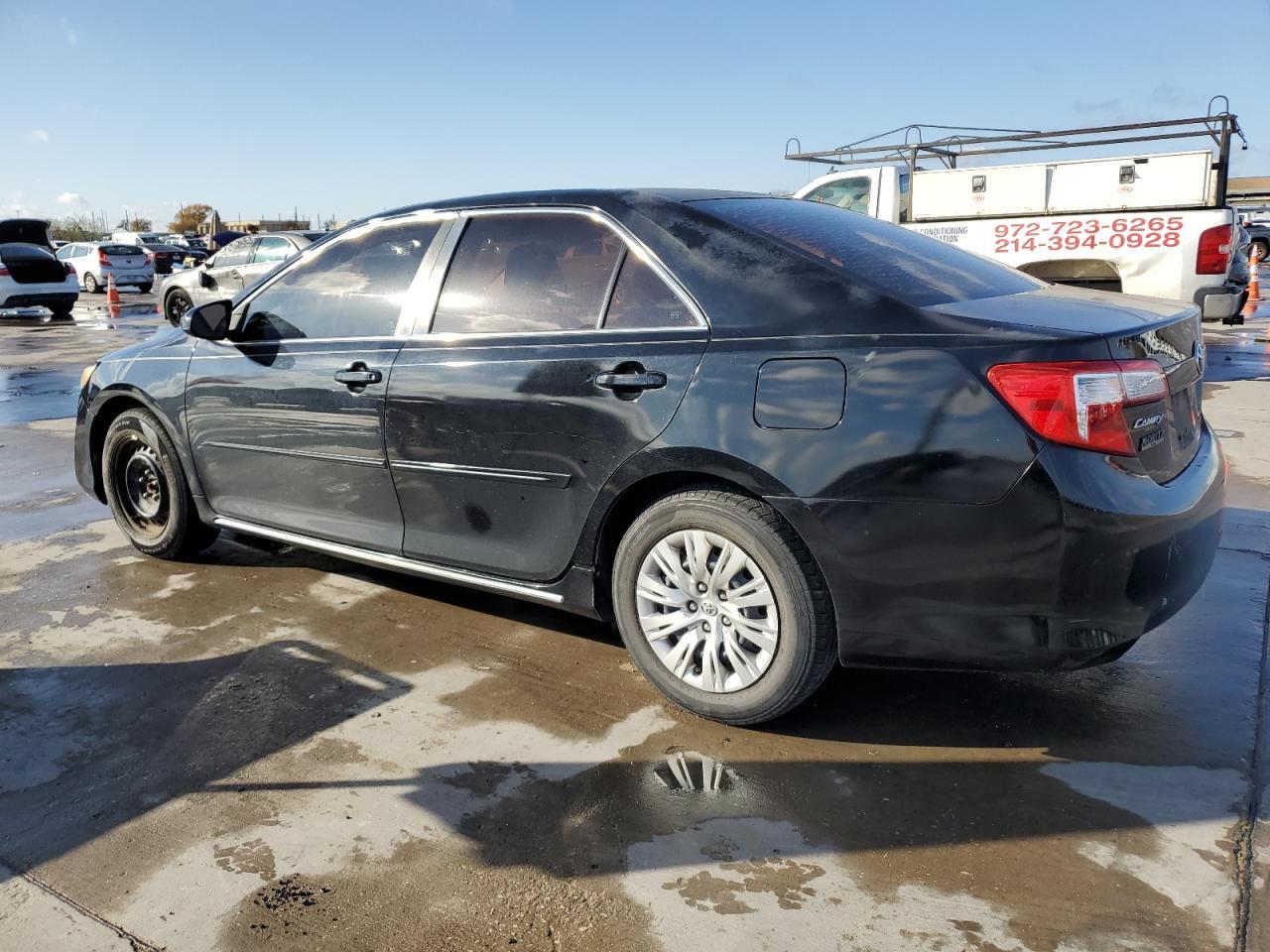 2014 TOYOTA CAMRY L - Фото 2